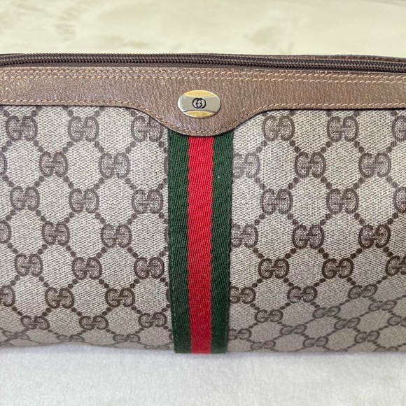 Vintage Gucci Monogrammed GG Supreme purse with red and green stripe - Picture 10 of 11